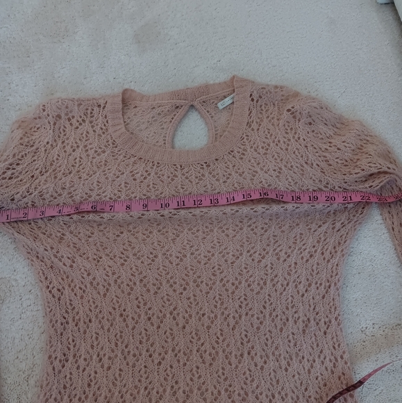 Lauren Conrad~Beige Open Knit Sweater w/ Bow-Back Detail (Soft Neutral) - Picture 8 of 13